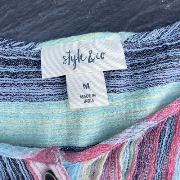 Beautiful striped pastel blouse - Picture 4 of 5